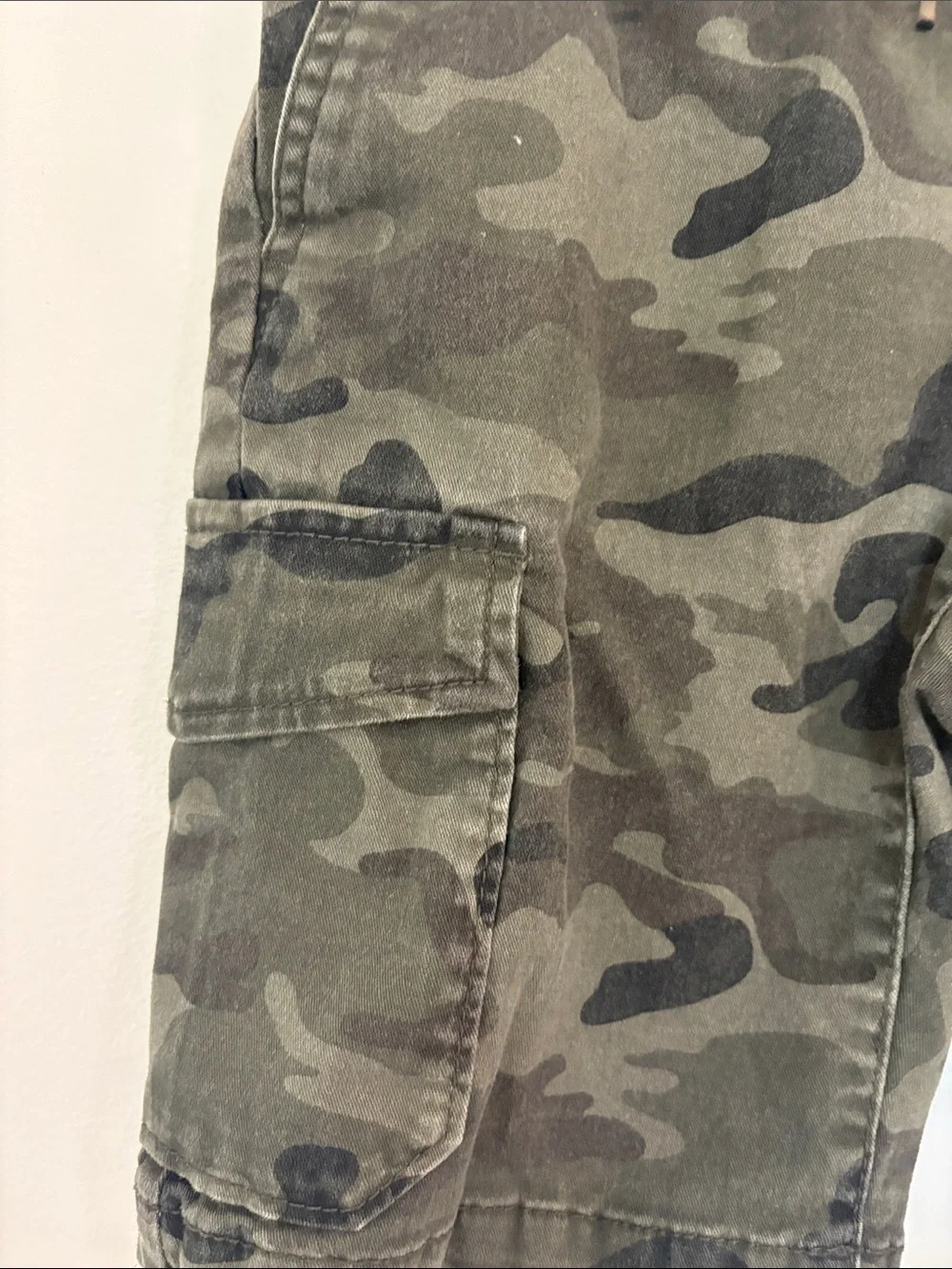 Old Navy Boys' Camo Cargo Shorts - Green/Black